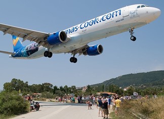 Η Fraport Greece προσέλαβε 7 άτομα για το αεροδρόμιο της Σκιάθου
