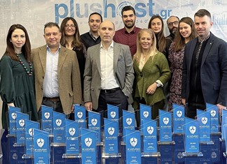 Σάρωσε τα E-volution Awards 2022 η θεσσαλική Plushost