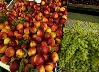 Μειωμένες κατά 7,5% οι εξαγωγές των θερινών φρούτων