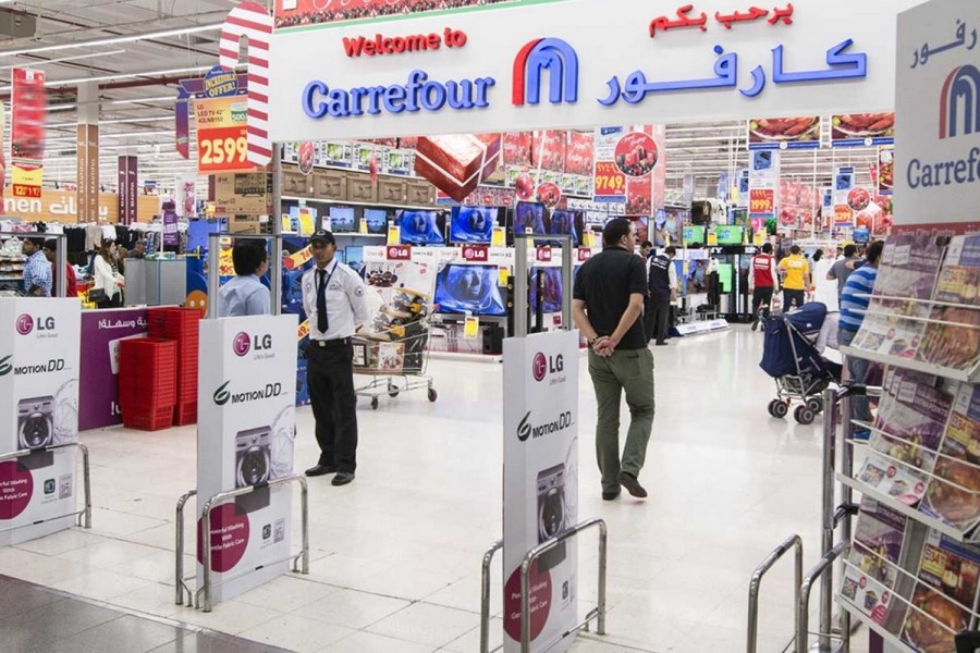 Η επιστροφή της Carrefour περνάει και από τη Λάρισα